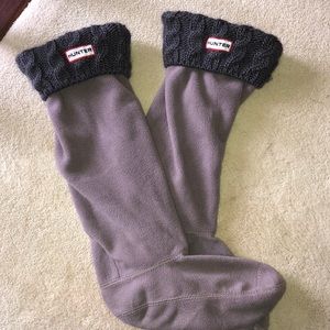 Tall Grey Hunter Cable-knit Book Socks